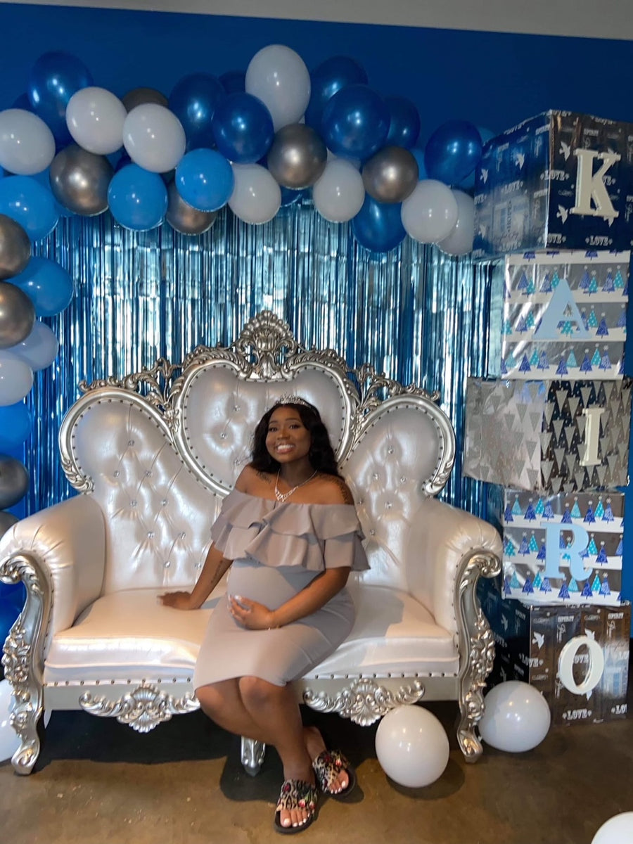 King and Queen Thrones and Loveseats — Hamburger's Party Rentals