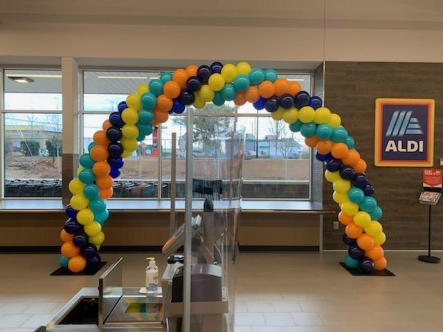 Standard Spiral Arch *** Pick-up or Delivery *** USA Party Store